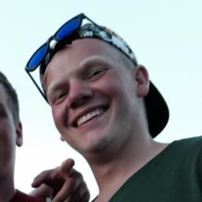 Don't be silly, sell through Willie | Looking to co | Kik: WillLehnert