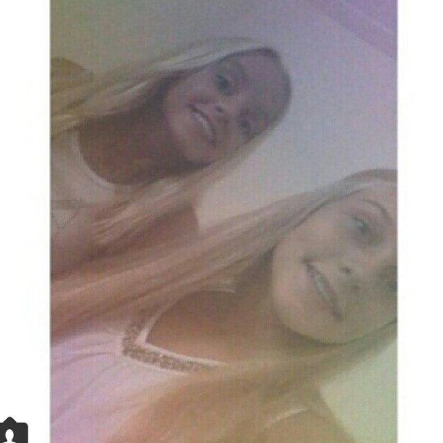 { 1h - best friend @lisej - familie - friends  }