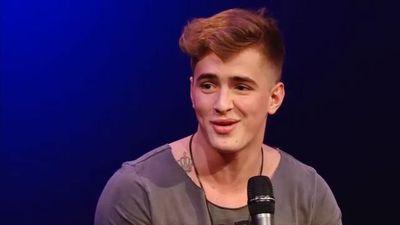 Baby i love the way you make me smile ……♥♥♥♥
