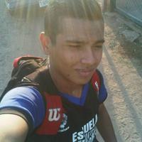 luis quintero (@luis_putihot) 's Twitter Profile