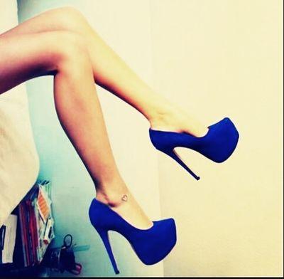 Tienda de tacones online a buen precio, tardan segun el modelo que sean preguntar sin compromiso, siempre a vuestra disposición bellas.