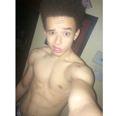 Because im lightskinded or some other stereotypically black reason