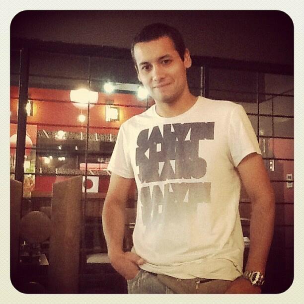 pekodesigner's profile picture. Peko es Cristian · Webmaster Profesional IT
/ We all have light and dark inside us, the important thing is knowing that choose to live ...