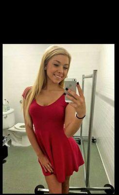 i_send_nudes98's profile picture. give me followers and I send nudes