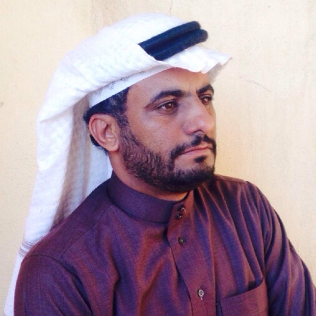 ‏الحَمدللہ الذي لا ينسَى من ذَكرهہ ، والحَمدللہ الذي لا يَخيب من دَعاهہ ۈالحمدللہ دائمًا و ابدًا