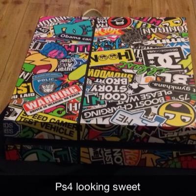 Starvo2's profile picture. minecraft is life. life is minecraft. fuck bitches make money. peace