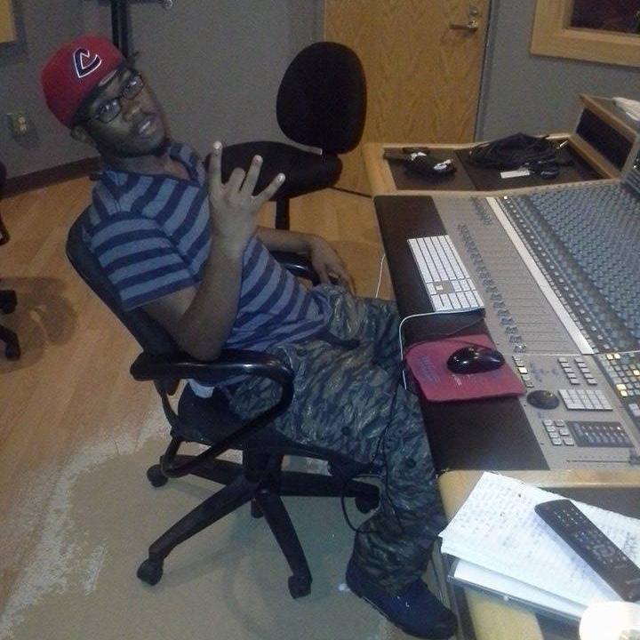 Super Music Producer/Engineer.
 Email me at basaribeats@gmail.com

I MAKE HITS