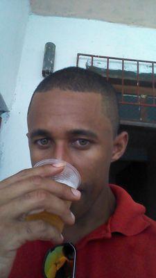 calmon937's profile picture. 