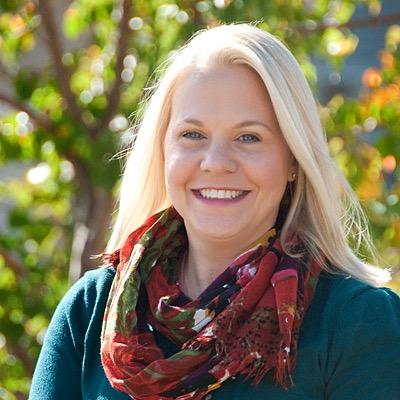 PR Director at Elavon; Crafty creator of homemade wreaths; mom; wife; Lover of the great outdoors