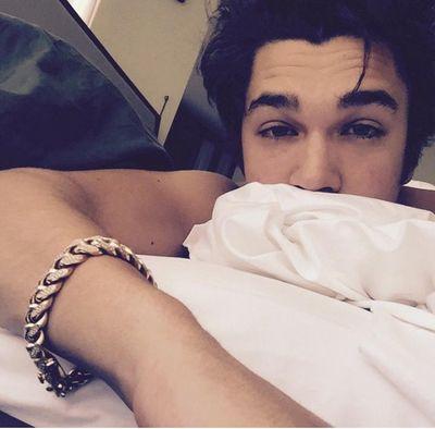 Um fc criado cm mt amor para o Austin Mahone. Austin Mahone meu principe sem coroa. 04.12.14