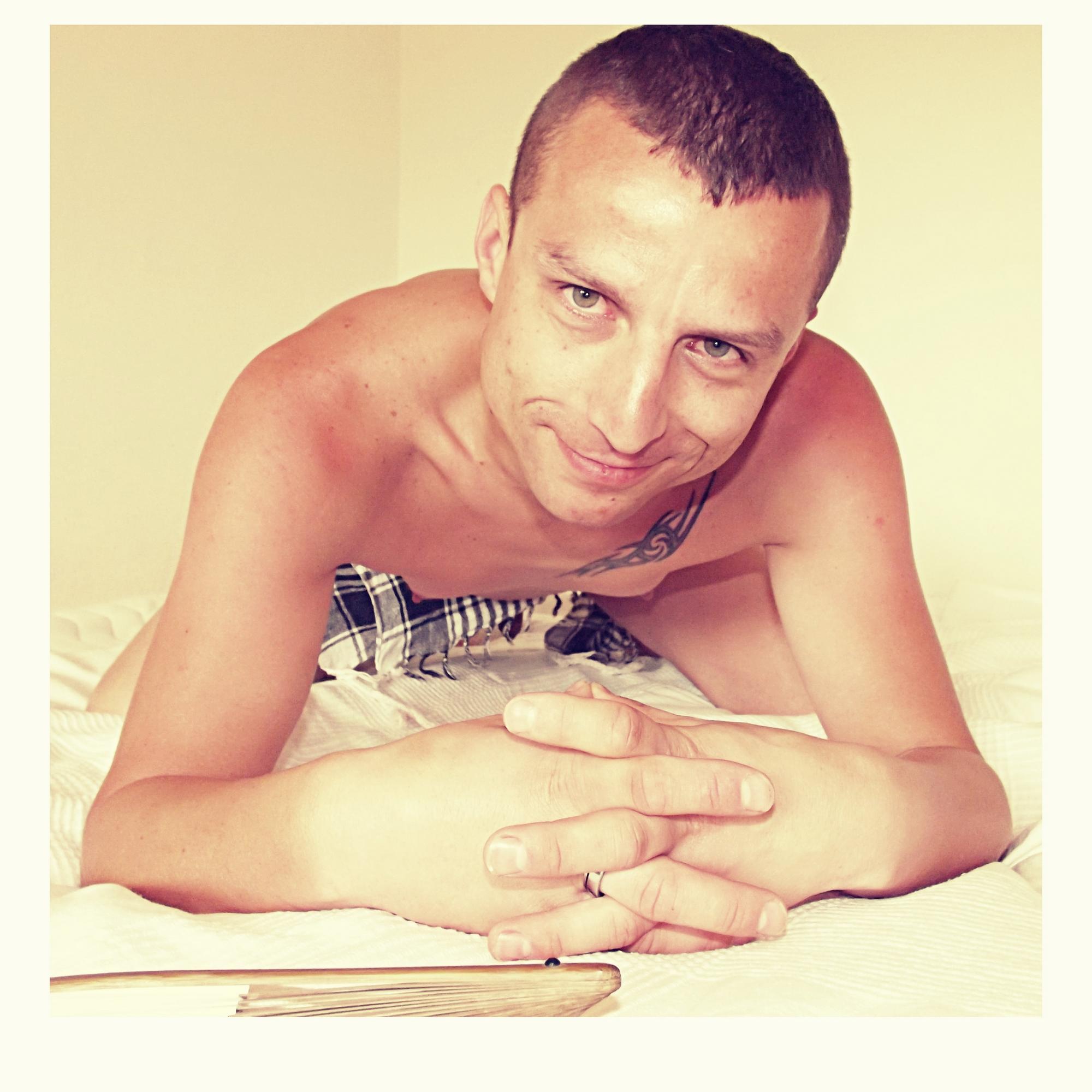 9ba2506ea966489's profile picture. 