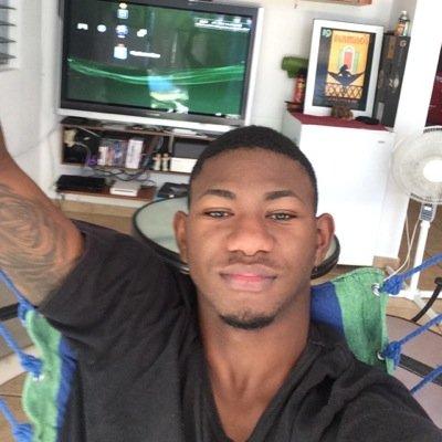 gisela11sofiava's profile picture. Tini?Jorge?Mechi?Lodo?Xabi?Nico?Cande?Maca?Damien?Samu?Facu?Alba?Rugg?Clari?Diego?