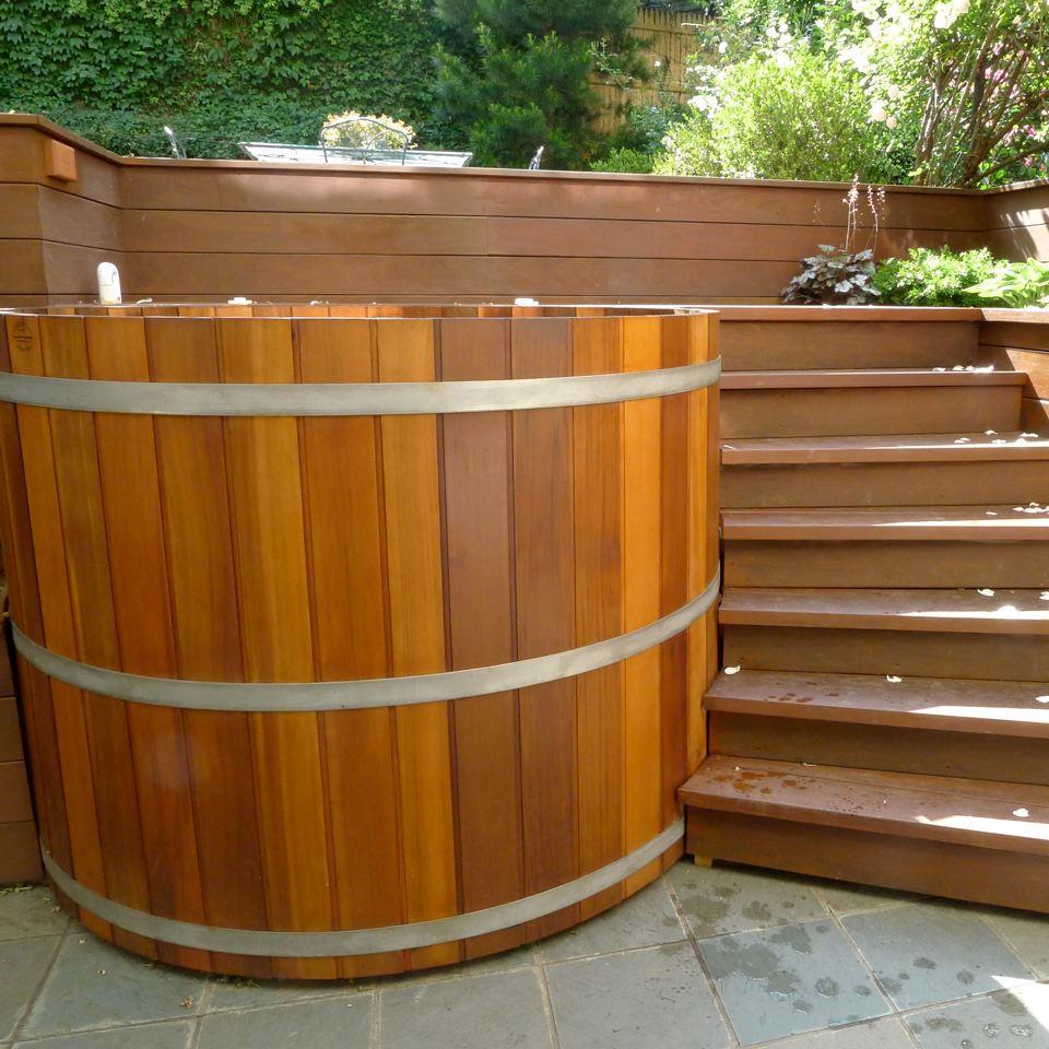 We are suppliers & installers of quality hand crafted cedar hot tubs. Based in the Highlands & covering Scotland. Pop into our showroom @ the Design House