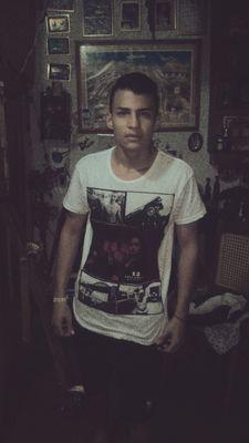 Nada es para siempre. El café se enfría, el cigarro se apaga, el tiempo pasa y las personas cambian. ღ :$