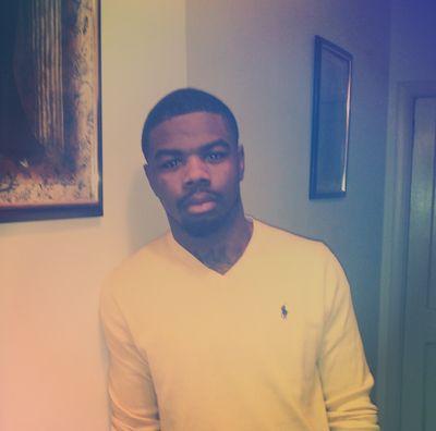 __RobbReport's profile picture. [RobbReportbeatsbooking@gmail.com] #DopeMusic #LLM #Young&Reckless #RipLue
