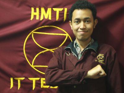 Curly Boy. Studied at Industrial Engineering IT Telkom '12. Player of Adipura Footsal Club. Family of Industrial League
