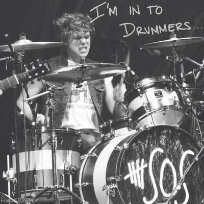 @derprockirwin is my main ✌️