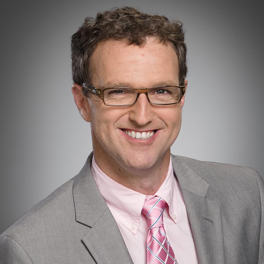 Lucky husband to @LeesaAiken. 3 grown kids, cats. 20-yr journalist now in govt. media relations.