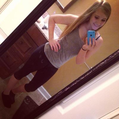 AnnDavion's profile picture. 