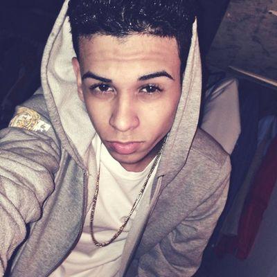 Club Oficial De #Alexasforeber....nuestro Idolo @Alexanderrodqz te amamos mucho..aqui damos informacion sobre Alexander y Imagenes solo tienes que seguirnos❤❤❤❤