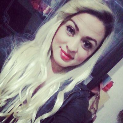 I LOVE FASHION,MAKEUP NAILS...OBSESEED WITH BLONDE HAIR