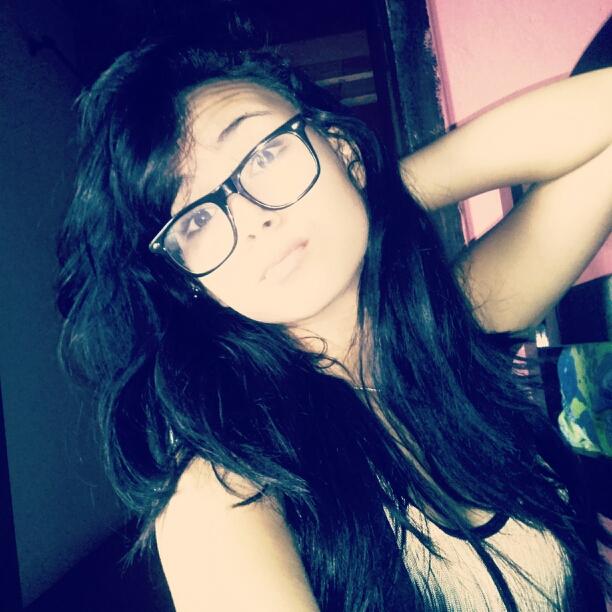 estefanemirand1's profile picture. A vida e boa pra quem sabe viver