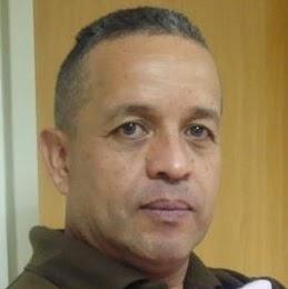 La vida es una extraña mezcla de azar destino y caràcter الحياة عبارة عن مزيج غريب من فرصة، ومصير حرف http://t.co/XpGBscPvT6  Instag @warmersantiago