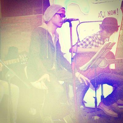 erymarleyjr's profile picture. • smoothjazz • bluesreggae • blues •folk accoustic