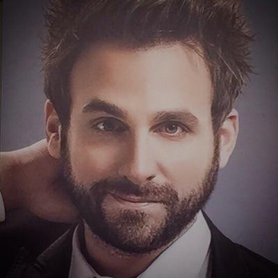 Presentador TV. Programa:Amor, Amor, Amor. L-V 1:30pm a 4:pm Canal:Latina. Instagram: rodrigogonzalezl