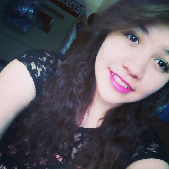 Con los ojos cerrados y los sueños despiertos||instagram: tefysaenz_|| -xx♡†