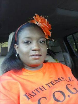 sarahflemius's profile picture. 