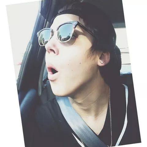 waiting for the follow matt on my real twitter @drugsmatt_