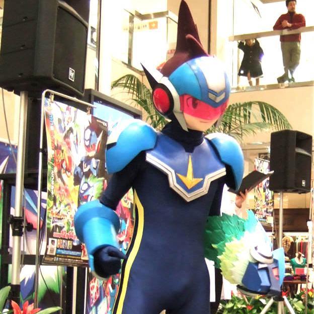 I love lycra, wetsuit, zentai, ultraman and of course megaman...Feel free to contact me for hanging out. 中文, English, français