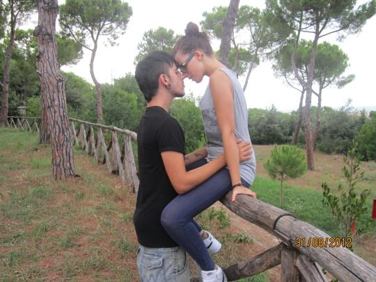 EleZayra90's profile picture. 