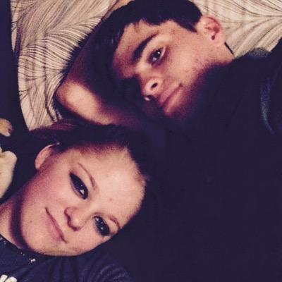 xjoannsx's profile picture. I love my boyfriend and i am completly happy with him I am so lucky to have a guy like him he is amazing, loves n cares for me and just gosh i cant describe.