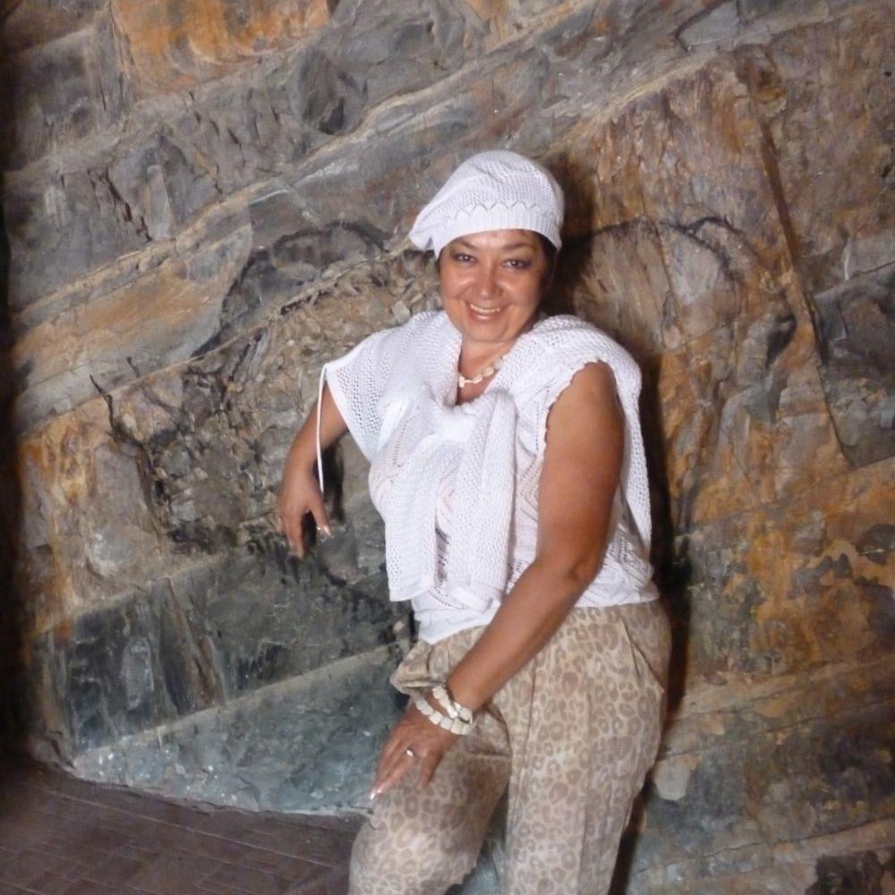 Hello, I am Cornelia Margan. I am a painter. I enjoy my life in interesting trips. More about me you can read on my web site.