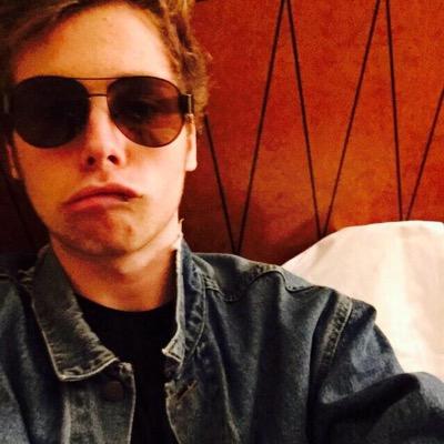 Follow @punk_rock_muke_ help her reach her goal! and also retweet the tweet below!!!