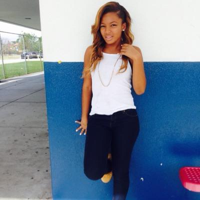 follow @forevermekaa. @nunudatbabii  with Irvin duh !💕💑