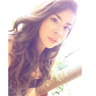 Hija de la Reina María Auxiliadora. Comunicadora en proceso. Ninguna persona vale más que otra, sin importar su sexo, su color o su ropa. Todos somos iguales.