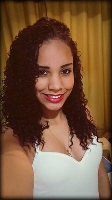 sou uma garota que adora fazer amizade nova e muito palhaça seria as vezes mais que preferi a verdade que machucar do a mentira q ilude bom essa sou eu prazer