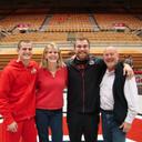 Sandy Riley-Hawkins - @thesandstorm5 - Twitter