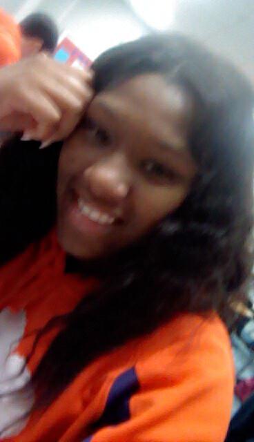 IG : kailabrenae ..... im kailaa soo why wouldnt you follow mee budd just call me Kay.Kay ;)          ™The love i have for track nobody will ever understand .