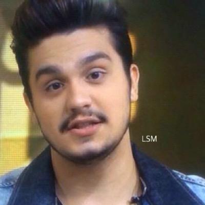 Se tirar você de mim não sobra nada @luansantana . Tio @AJ__26 Seguiu:10/09/2012