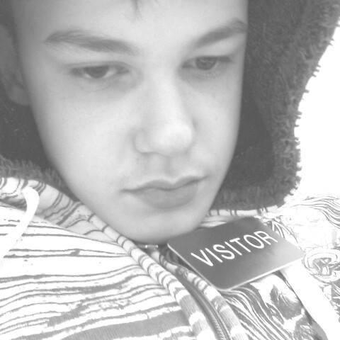 gamer freak... Wrestling obsessed! Comics, Overall nerd. Bears fanatic, Avid all things music, further more read my tweets!