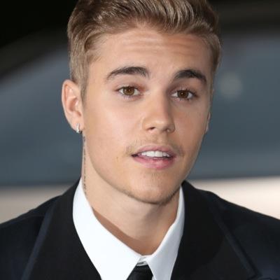 justin follows me