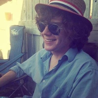 Tate Langdon. Alive to some; Dead to most. Everyone's a little weird.|RP;MC;AU|