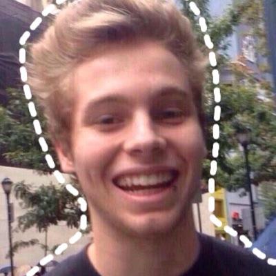 i like 5sos n one direction