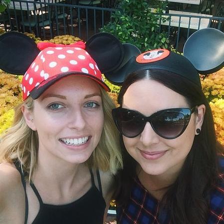 jessivee's profile picture. I write stuff that's not even interesting to me.