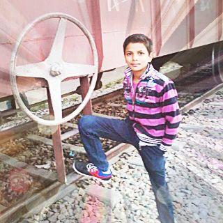My name is mayank yadav i live in sikandrarao(Hathrash) my goal i become a cricketer