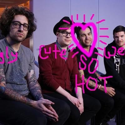 FOB FAN FOR LIFE. THATS WHAT MY USERNAME SAYS. FAVE IS PETE